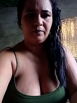 Snapshot of meliza87 chatting on 11/09/25, 07:45 meliza87 online show from 11/09/25, 07:45