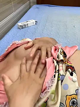 Snapshot of DDAISY602 chatting on 10/31/25, 06:31 DDAISY602 online show from 10/31/25, 06:31