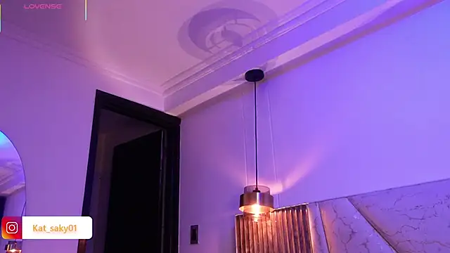 Kat Saky online show from 06/01/26, 11:06