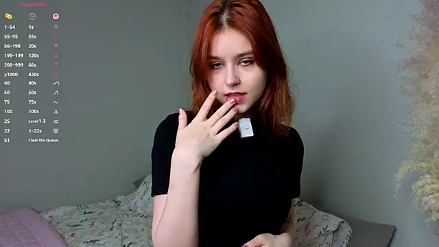 Snapshot of Land_Of_Ozz chatting on 11/17/25, 08:09 Land Of Ozz online show from 11/17/25, 08:09