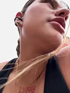 Crystall 15 online show from 03/10/26, 08:25