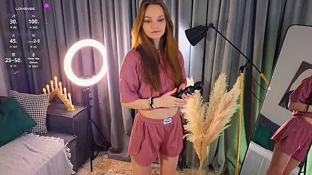 Snapshot of KarlaMagnett chatting on 11/27/25, 03:25 KarlaMagnett online show from 11/27/25, 03:25