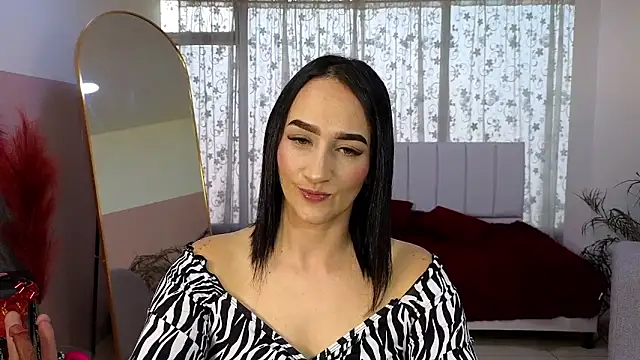 Snapshot of malen_fitnessmilf chatting on 06/10/26, 07:57 malen fitnessmilf online show from 06/10/26, 07:57
