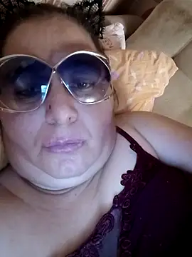 Snapshot of UnheardThing7 chatting on 10/31/25, 12:50 UnheardThing7 online show from 10/31/25, 12:50