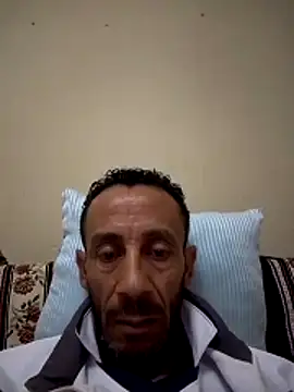 Snapshot of walide100000 chatting on 04/19/26, 06:32 walide100000 online show from 04/19/26, 06:32