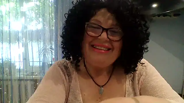 Snapshot of Milaniya606 chatting on 06/11/26, 04:54 Milaniya606 online show from 06/11/26, 04:54