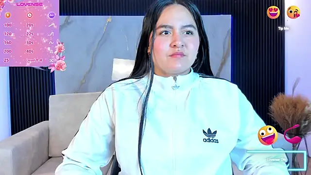 Snapshot of Ava-miller chatting on 11/11/25, 11:32 Ava-miller online show from 11/11/25, 11:32