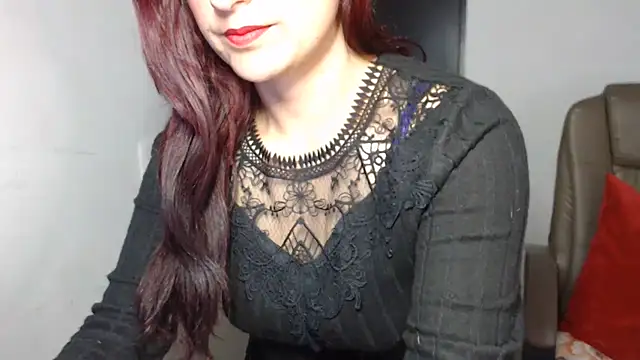 kristelltender1 online show from 07/24/26, 11:03
