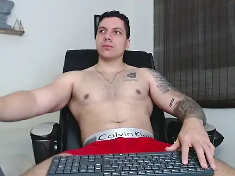 Snapshot of Noah_Swagger_ chatting on 11/19/25, 08:58 Noah Swagger online show from 11/19/25, 08:58