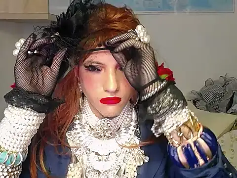 VanesaCrossic online show from 10/23/25, 06:56