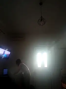 Snapshot of molly_qu chatting on 11/03/25, 10:49 molly qu online show from 11/03/25, 10:49