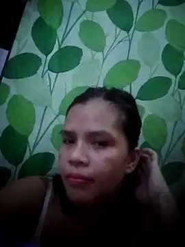 Snapshot of _simplecristy_ chatting on 10/31/25, 06:58  simplecristy  online show from 10/31/25, 06:58