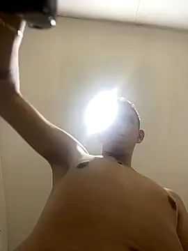 Dylams maja online show from 12/17/25, 07:31