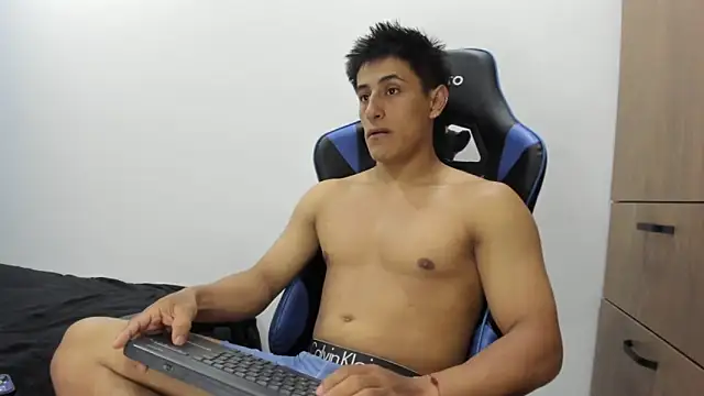 dorman boy online show from 11/04/25, 02:43