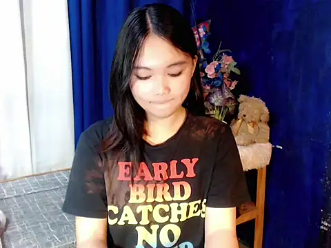 lustfullakim online show from 02/15/26, 12:58