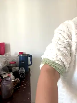 Snapshot of daaqnn chatting on 11/22/25, 01:15 daaqnn online show from 11/22/25, 01:15