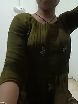 vijaylaxmi69 online show from 05/10/26, 09:47
