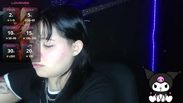 Snapshot of Jessie__wild chatting on 11/12/25, 10:04 Jessie wild online show from 11/12/25, 10:04