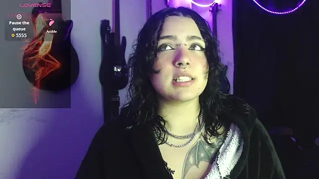 Snapshot of Jessie__wild chatting on 01/05/26, 11:19 Jessie wild online show from 01/05/26, 11:19