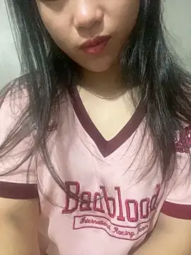 Snapshot of Ngoclan2k chatting on 11/04/25, 09:47 Ngoclan2k online show from 11/04/25, 09:47