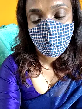 Queen-dhivya online show from 03/26/26, 07:36