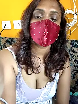 Queen-dhivya online show from 04/02/26, 03:04