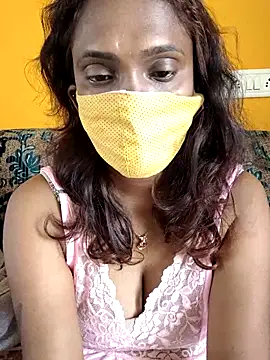 Queen-dhivya online show from 04/16/26, 04:02