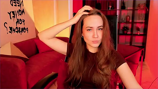 Snapshot of ElinVale chatting on 11/26/25, 10:05 ElinVale online show from 11/26/25, 10:05