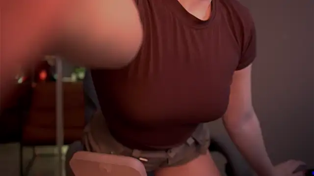 Snapshot of ElinVale chatting on 01/12/26, 11:48 ElinVale online show from 01/12/26, 11:48