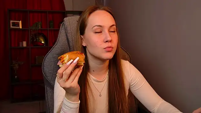 ElinVale online show from 04/01/26, 08:48