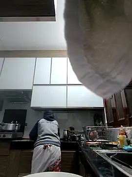 Hot-Sana2 online show from 11/27/25, 01:46