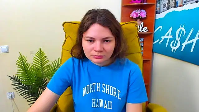 Snapshot of Stella-Maers chatting on 12/17/25, 08:20 Stella-Maers online show from 12/17/25, 08:20