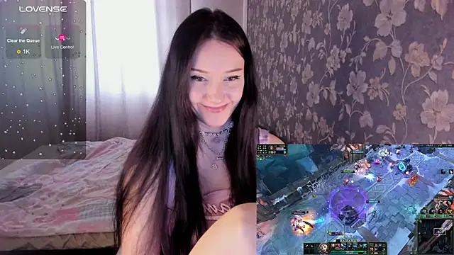 Snapshot of Amyvicious chatting on 02/14/26, 02:52 Amyvicious online show from 02/14/26, 02:52