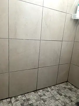 Snapshot of n0tf0und chatting on 10/31/25, 04:19 n0tf0und online show from 10/31/25, 04:19