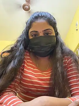 Snapshot of Tamil_Hot_Varshu chatting on 12/16/25, 05:51 Tamil Hot Varshu online show from 12/16/25, 05:51