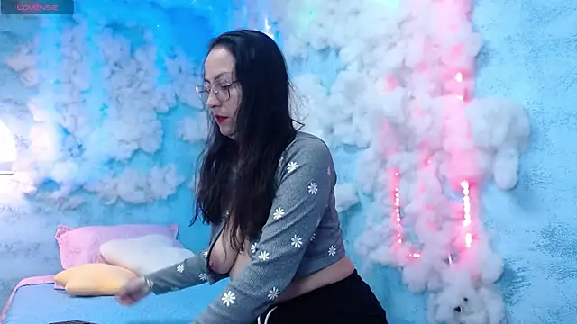 Lauryn Jones online show from 02/03/26, 08:36