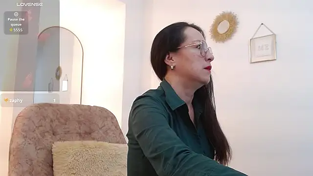 Lauryn Jones online show from 03/14/26, 04:12