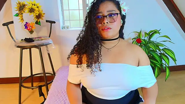 alanaa gomezz online show from 07/13/26, 06:33