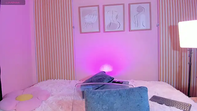 AshleyCooper2 online show from 02/26/26, 07:57