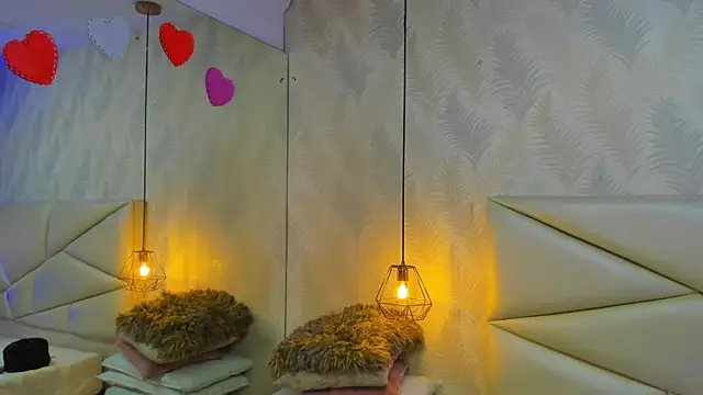 laurettedela rouse online show from 11/29/25, 11:35