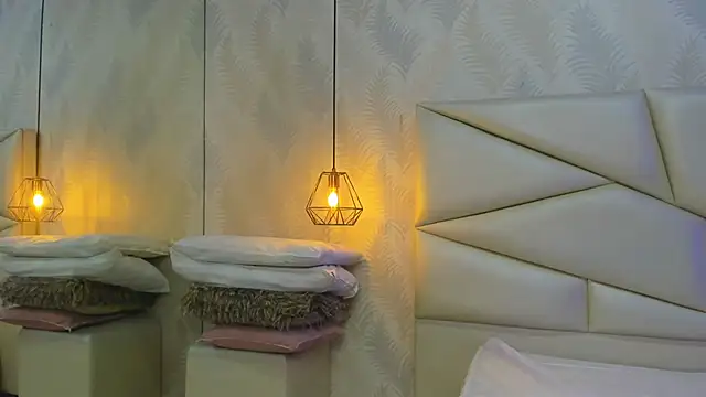 laurettedela rouse online show from 12/05/25, 10:02