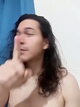 OnixAgata0 online show from 02/09/26, 06:28