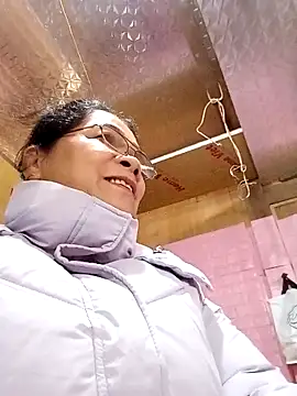 small-house123 online show from 11/14/25, 02:10