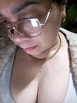 small-house123 online show from 02/25/26, 12:04