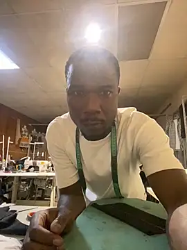 Snapshot of Ndodemnyama@xh chatting on 11/03/25, 08:21 Ndodemnyamaxh online show from 11/03/25, 08:21