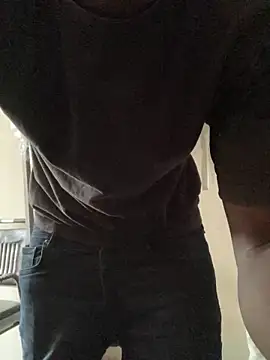 Snapshot of Ndodemnyama@xh chatting on 12/04/25, 07:06 Ndodemnyamaxh online show from 12/04/25, 07:06