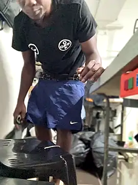 Snapshot of Ndodemnyama@xh chatting on 01/07/26, 07:33 Ndodemnyamaxh online show from 01/07/26, 07:33