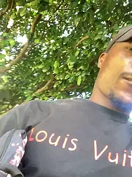 Snapshot of Ndodemnyama@xh chatting on 02/16/26, 02:46 Ndodemnyamaxh online show from 02/16/26, 02:46