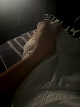 Snapshot of BigDickAmo chatting on 11/05/25, 06:19 BigDickAmo online show from 11/05/25, 06:19