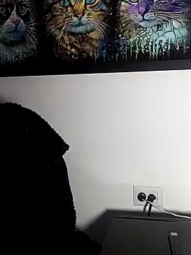 Snapshot of NathyMilf_ chatting on 11/17/25, 08:31 NathyMilf online show from 11/17/25, 08:31